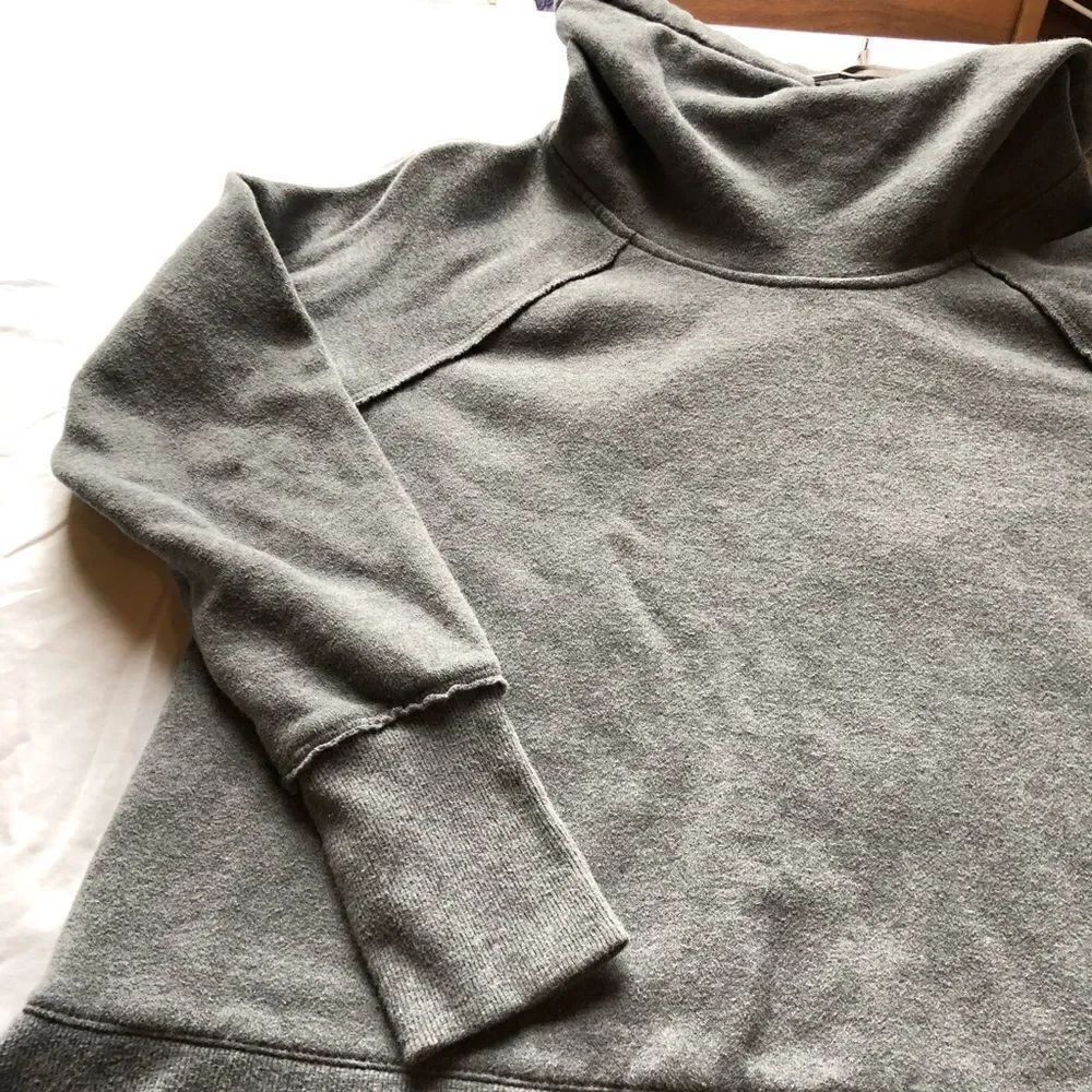 Calvin Klein Performance Sweat Shirt Gray Small - Picture 3 of 10